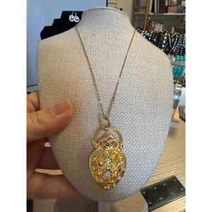 Vintage Gold Tone Ornate Heart Pendant Rhinestone Necklace 22in